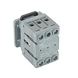 ABB OT40FT3 3 Pole 40 Amps Rated at 600 V AC UL 508 Door Mounted Open Non-Fusible Disconnect Switch Limited Offer